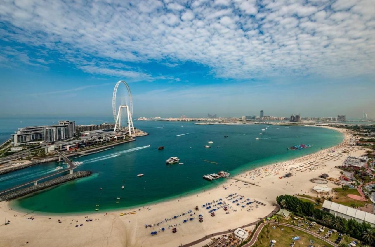 Seaview Beach Hostel Jbr - Walk To Beach - Gym - Pool - Metro Station Dubai Exteriör bild